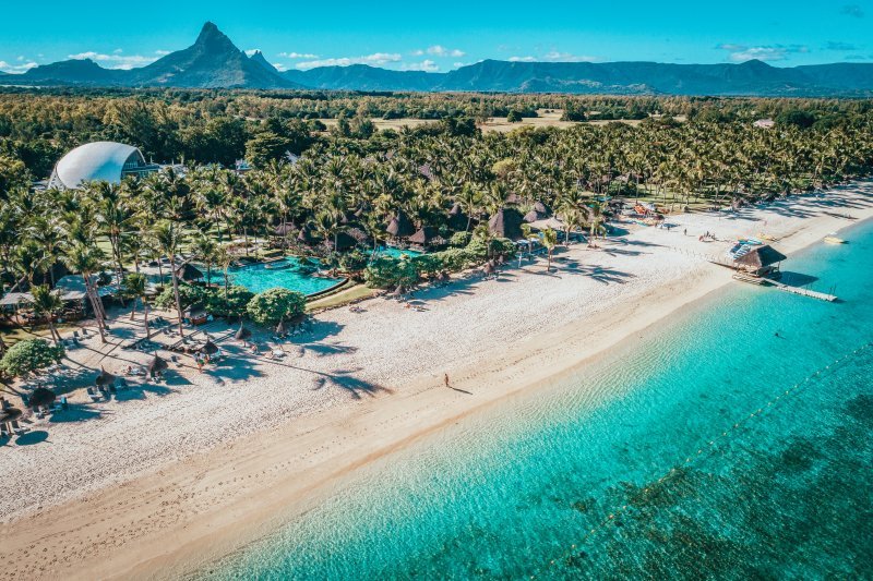 La Pirogue Resort & Spa