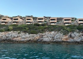 ext_kreta-daios-cove-luxury-resort-villas-017.jpg