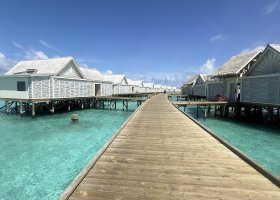 ext_maledivy-s-detmi-tri-resorty-tri-podoby-maledivskeho-raje-014.jpg