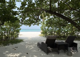 ext_maledivy-s-rodinou-hotel-cocoon-maldives-003.jpg