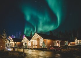 finsko-hotel-santa-claus-holiday-village-002.jpg
