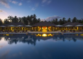 maledivy-hotel-atmosphere-kanifushi-011.jpg