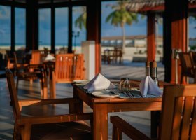 maledivy-hotel-brennia-kottefaru-008.jpg
