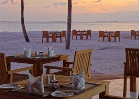 maledivy-hotel-brennia-kottefaru-011.jpg