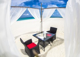 maledivy-hotel-hondaafushi-island-resort-005.jpg
