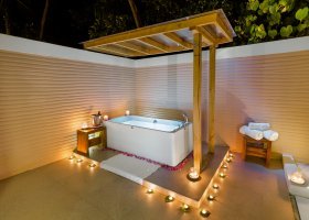 maledivy-hotel-kudafushi-119.jpg