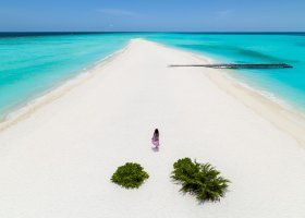 maledivy-hotel-kuramathi-island-resort-005.jpg