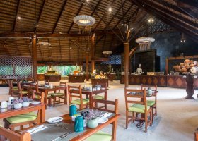 maledivy-hotel-kuredu-island-resort-spa-007.jpg