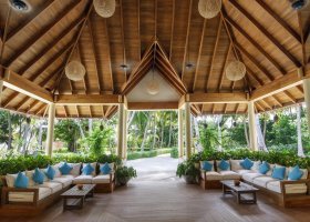 maledivy-hotel-reethi-faru-resort-192.jpg