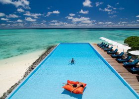 maledivy-hotel-summer-island-village-046.jpg