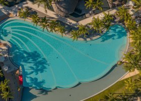 mauricius-hotel-dinarobin-beachcomber-270.jpg