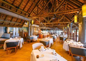 mauricius-hotel-sands-suites-resort-spa-031.jpg