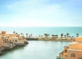 ras-al-khaimah-hotel-the-cove-rotana-resort-031.jpg