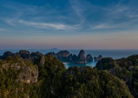 thajsko-hotel-centara-grand-beach-resort-villas-krabi-023.jpg