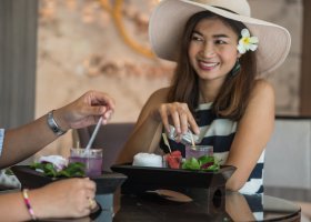 thajsko-hotel-centara-grand-beach-resort-villas-krabi-095.jpg