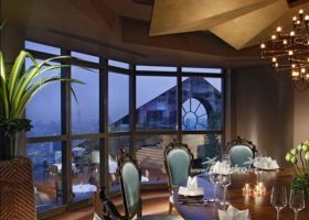 thajsko-hotel-lebua-at-state-tower-048.jpg