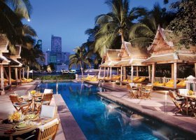 thajsko-hotel-the-peninsula-bangkok-002.jpg