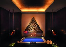thajsko-hotel-the-peninsula-bangkok-003.jpg