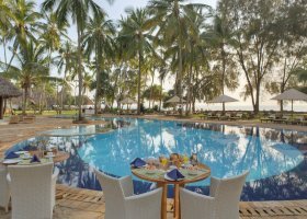 zanzibar-hotel-bluebay-beach-resort-spa-053.jpg