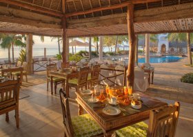 zanzibar-hotel-sultan-sands-island-resort-041.jpg
