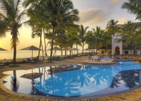 zanzibar-hotel-sultan-sands-island-resort-069.jpg