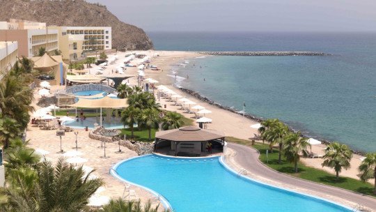 Fujairah Radisson Blu Resort *****