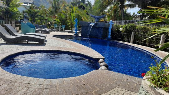 Cabanes des Anges Guest House