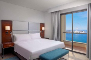 Four Bedroom Family Suite with Sea View (262 m2)