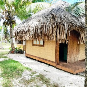 Garden Bungalow & Kitchen Bamboo