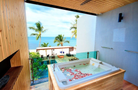 Three Bedroom Beachfront Pool Residence